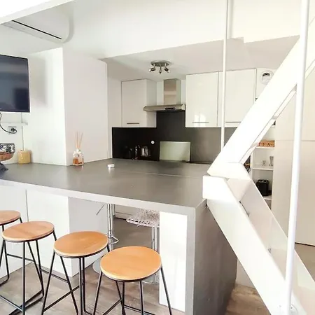 Apartment Charmant, T2 A 50m Des Plages